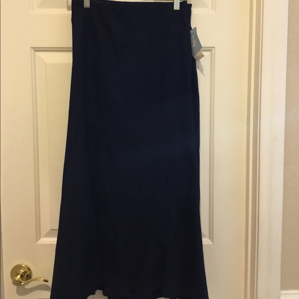 Cute new navy blue skirt!!